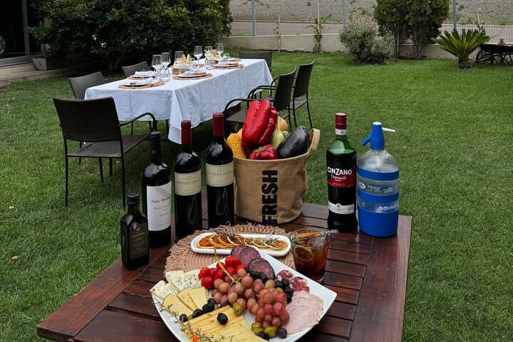 Mendoza Pedemonte: Private Asado, Empanada Class & Folklore Show photo 3