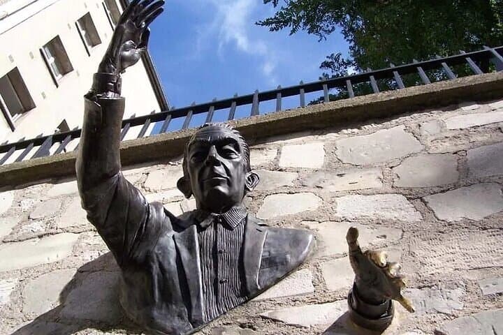 Le Grand Tour: Half-Day Walking Tour of Paris' Iconic Sights photo 2