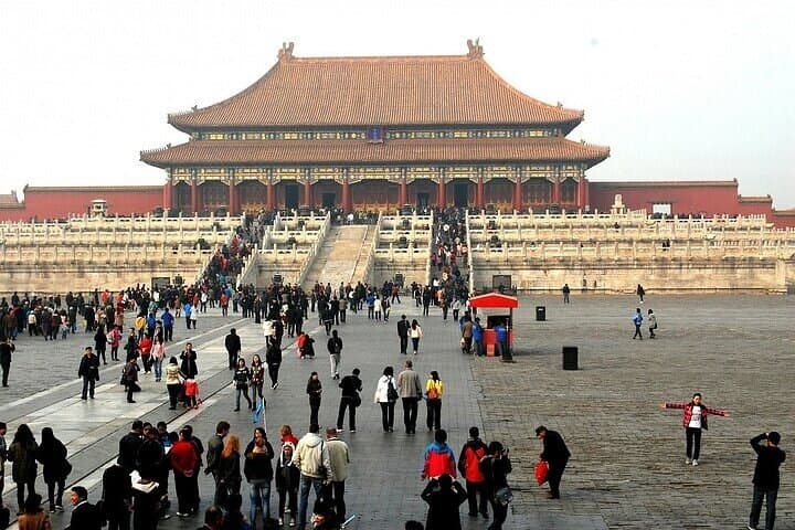 Beijing Highlights: Private Full-Day Walking Tour of Tiananmen, Hutongs & Summer Palace