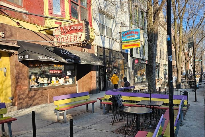 Private Wicker Park and Bucktown Walking Tour — Explore Chicago’s Trendy Neighborhoods photo 4