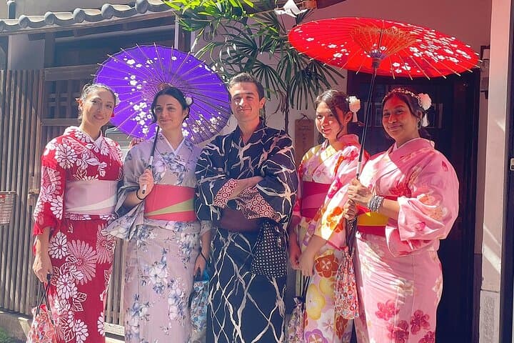 Asakusa Kimono Rental: Traditional Kimono Experience Near Senso-ji photo 1