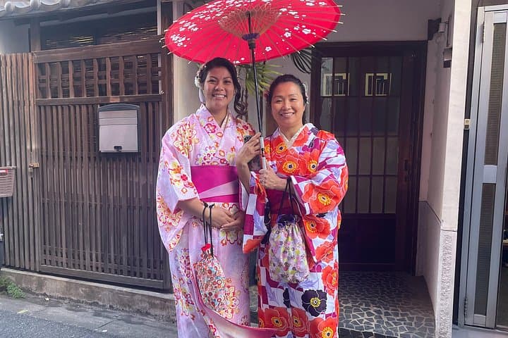 Asakusa Kimono Rental: Traditional Kimono Experience Near Senso-ji photo 4