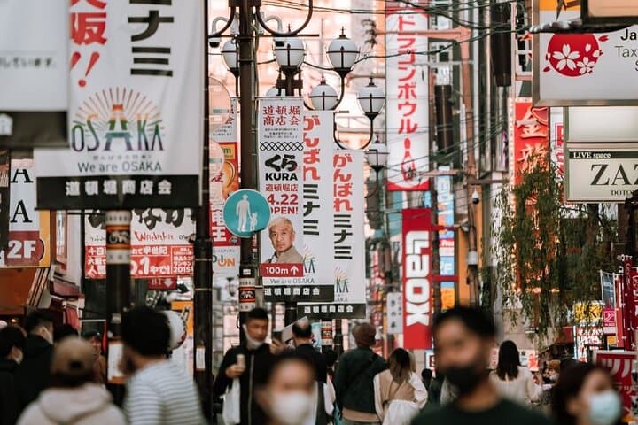 Osaka Walking Tour: Castle, Dotonbori & Hidden Gems with a Local Guide photo 3