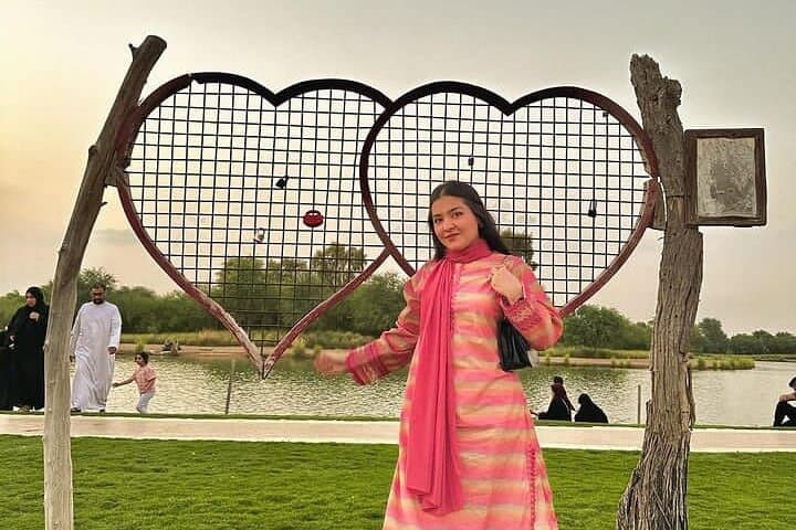 Discover Dubai's Love Lake: Heart-Shaped Oasis in Al Qudra photo 5