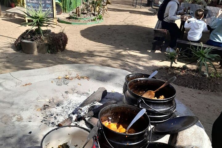 Bike or Tuk Tuk Soweto: Guided Vilakazi Street & Mandela House Cultural Tour photo 6