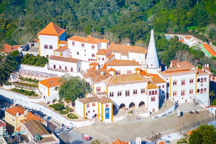 Sintra Half-Day Private Tour: Pena Palace, Quinta da Regaleira & Cabo da Roca photo 2