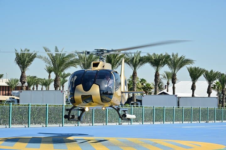 Sky-High Views: 25-Minute Private Helicopter Tour Over Dubai's Iconic Landmarks photo 2