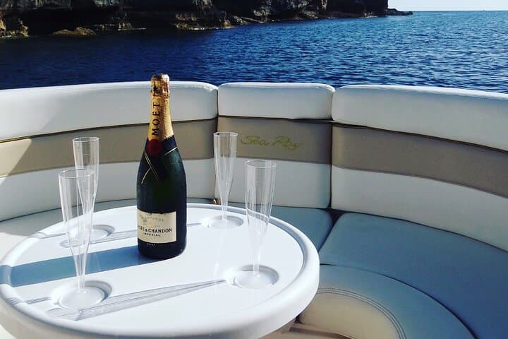 Sunset Yacht Cruise with Cava in Torrevieja photo 2