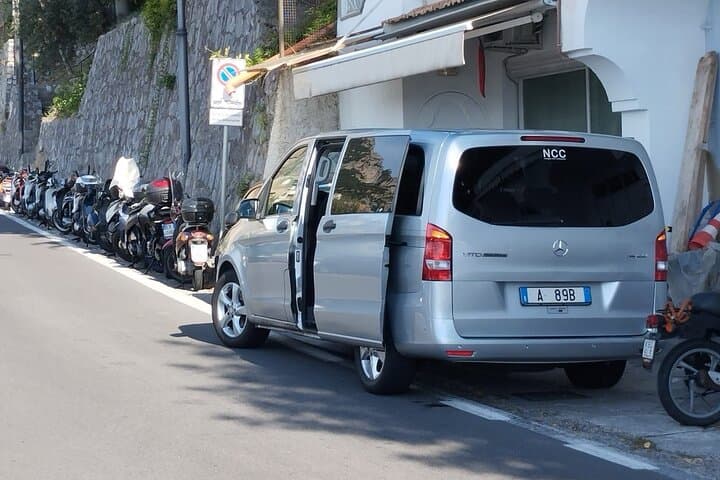 Private Transfer from Sorrento & Amalfi Coast to Rome — Stress-Free Van Service photo 3