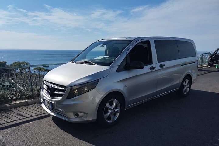 Private Transfer from Sorrento & Amalfi Coast to Rome — Stress-Free Van Service photo 2