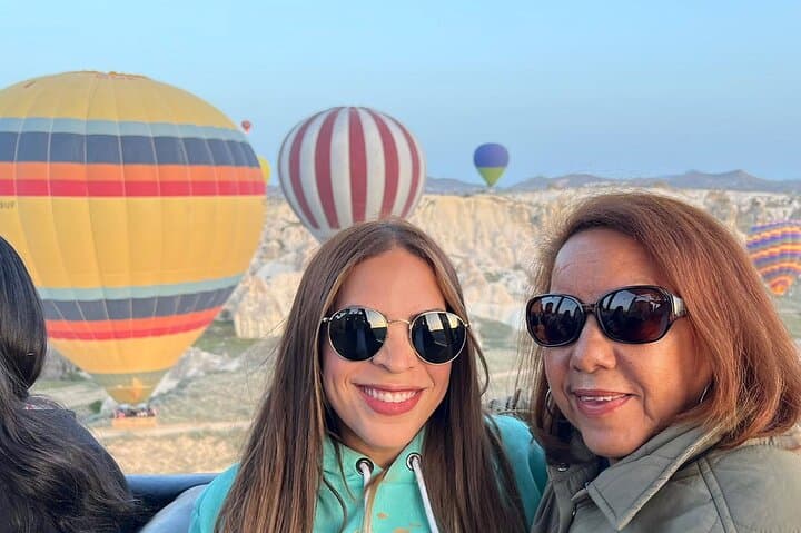Sunrise Balloon Flight Over Cappadocia: Breakfast & Champagne Experience photo 5