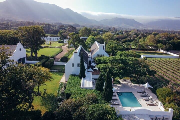 Private Constantia Wine Tour: Groot Constantia, Buitenverwachting & Kirstenbosch Day Trip photo 1