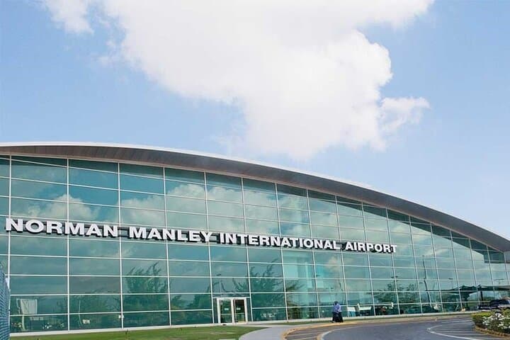 Private One-Way Airport Transfer to Montego Bay Resorts photo 6