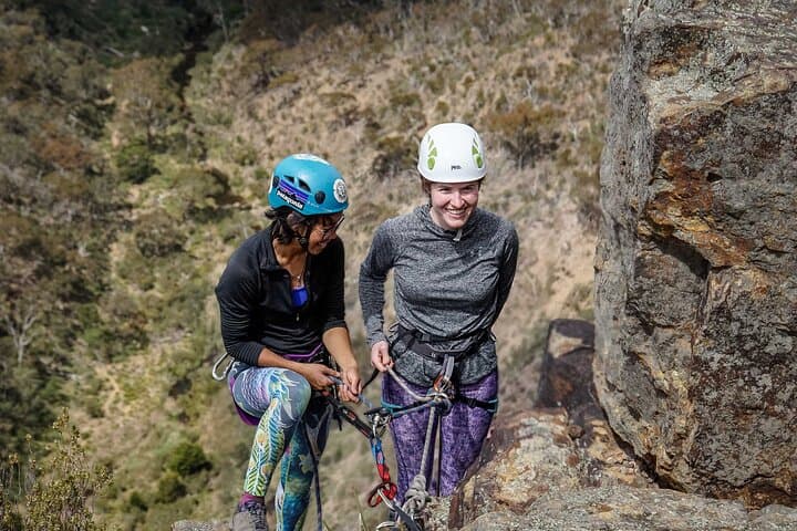 Falcon's Lookout Abseiling Adventure at Werribee Gorge — Guided Descent & Bushwalk photo 5