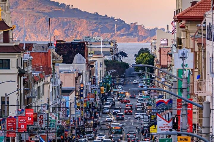 Self-Guided Chinatown Walking Tour & Historic Bar Crawl in San Francisco