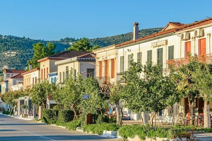 Four-Day Peloponnese, Delphi & Meteora Tour — From Corinth Canal to Sky-High Monasteries photo 6