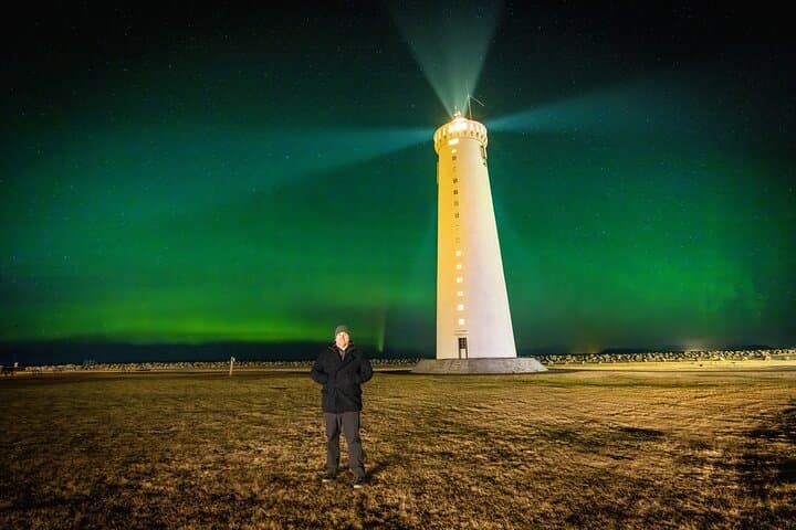 Chasing the Northern Lights from Reykjavik: Small-Group Photo Hunt photo 6