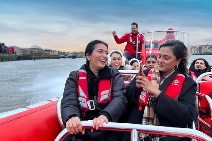 Thames Rockets Sunset Speedboat Ride — High-Speed London River Cruise photo 6