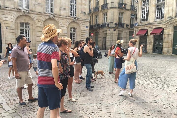 Bordeaux Highlights Walking Tour with Natural Wine & Cheese Tasting photo 4