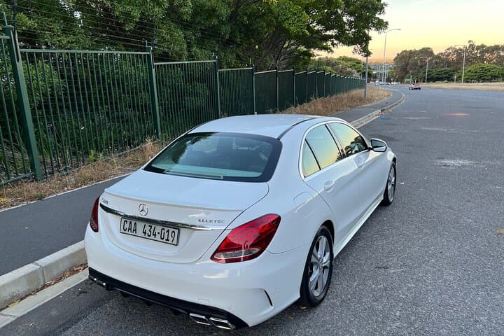 Cape Town Private Chauffeur Transfers — Personalized Tours & 300KM Round-Trip Service photo 3