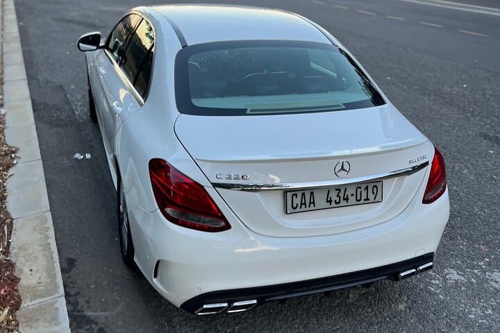 Cape Town Private Chauffeur Transfers — Personalized Tours & 300KM Round-Trip Service photo 4