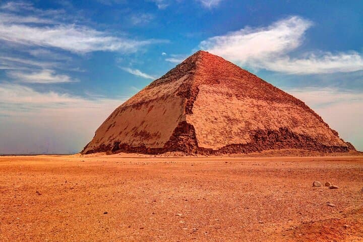 Memphis, Saqqara & Dahshur: Guided Day Tour from Cairo