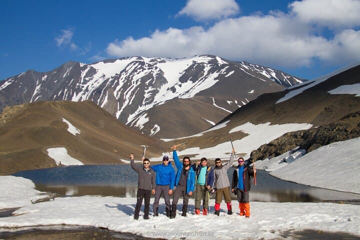 Bazarduzu Peak in 3 Days: Non-Technical Summit from Khinalig to 4466m photo 4