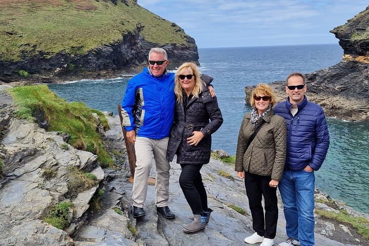 North Cornwall Coastal Day Tour: Doc Martin, Fishermans Friends & Tintagel Experience