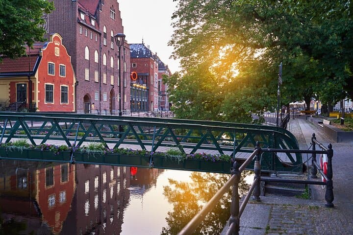 Private Uppsala Tour — Romantic Stroll Through History from Stockholm