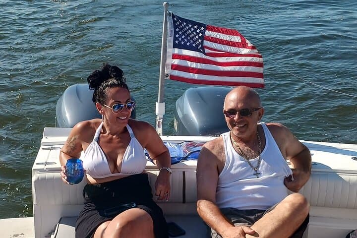 Private Boston Harbor Yacht Cruise on Trinacria — Lighthouses, Foliage & Fishing photo 6