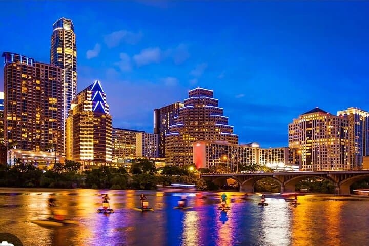 Houston to Austin Day Trip: Small-Group Guided Tour with Lunch, Murals & Mount Bonnell photo 2