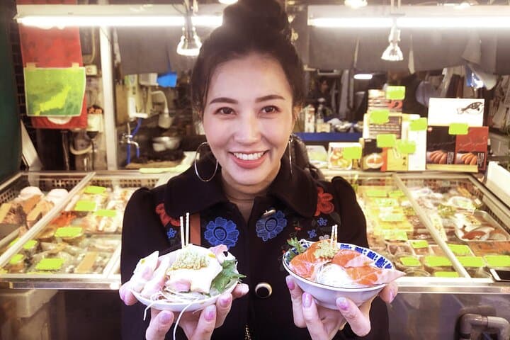 Tokyo Family-Friendly Market & Skyline Walking Tour