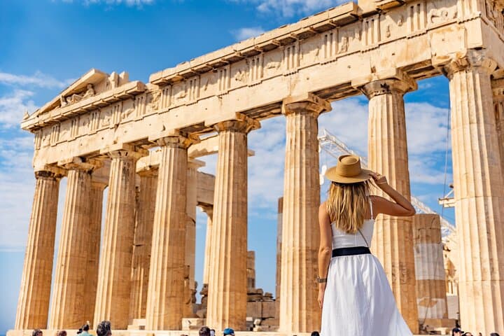 Private Acropolis & Acropolis Museum Guided Walking Tour in Athens