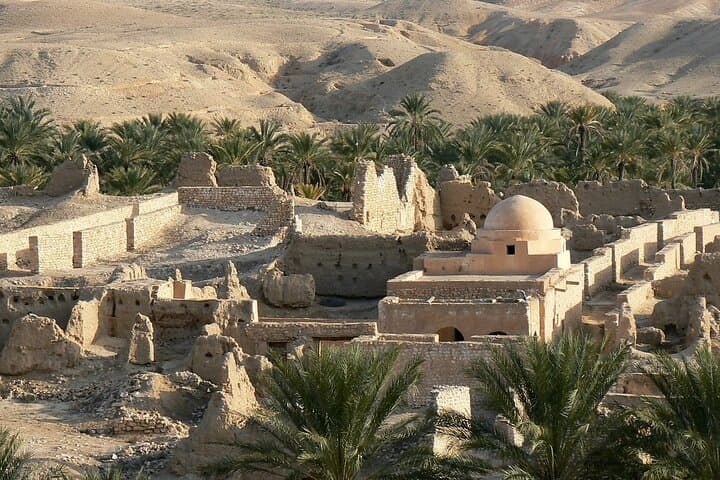 Two-Day Berber and Nomad Desert Tour: Douz to Tozeur via Matmata & Chott el-Jerid photo 3