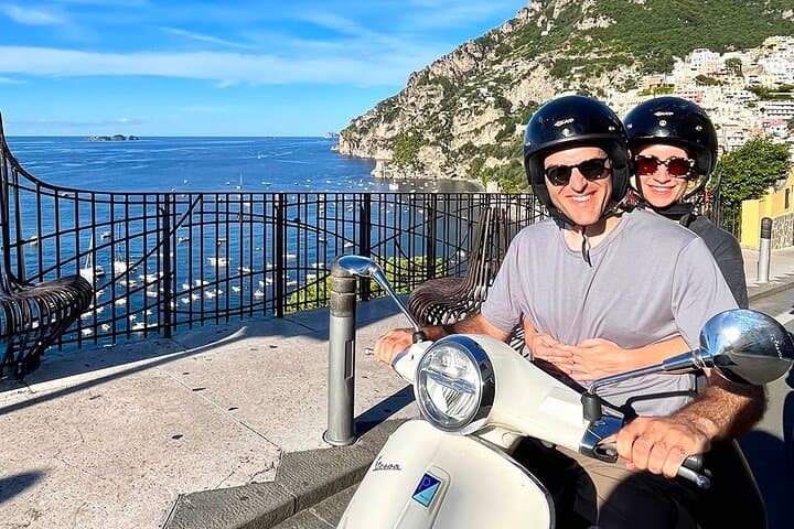 Amalfi Coast Vespa Adventure: Private Scooter Tour from Positano to Ravello photo 6