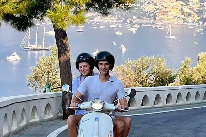 Amalfi Coast Vespa Adventure: Private Scooter Tour from Positano to Ravello photo 5