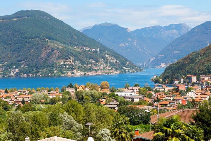 Private Day Trip from Zürich to Lake Como, Lugano & Bellinzona photo 5