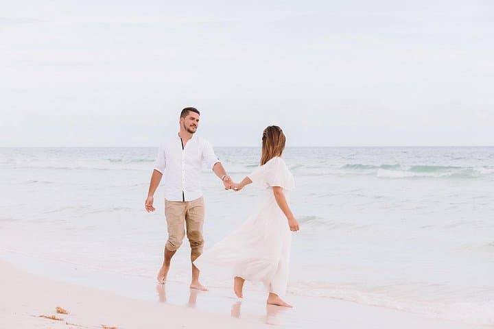 Private Beach Photoshoot in WaterColor Beach — Professional Vacation Photography photo 4