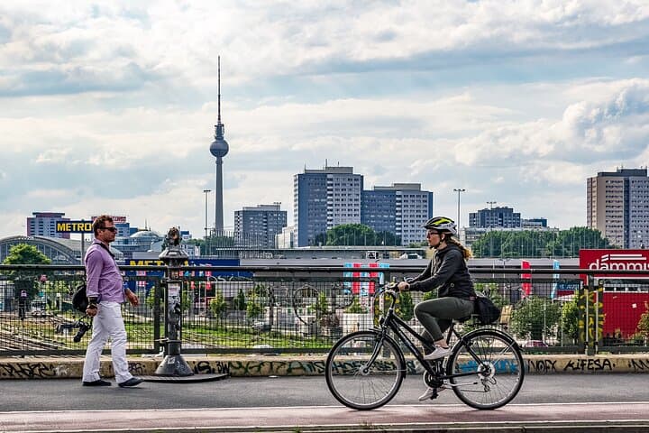 Pedal Berlin's Alternative Corridors: Small-Group Offbeat Bike Tour (3.5 hrs) photo 3
