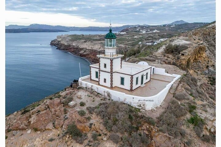 Santorini Hidden Spots Private Tour: Oia, Red Beach & Akrotiri Lighthouse photo 4