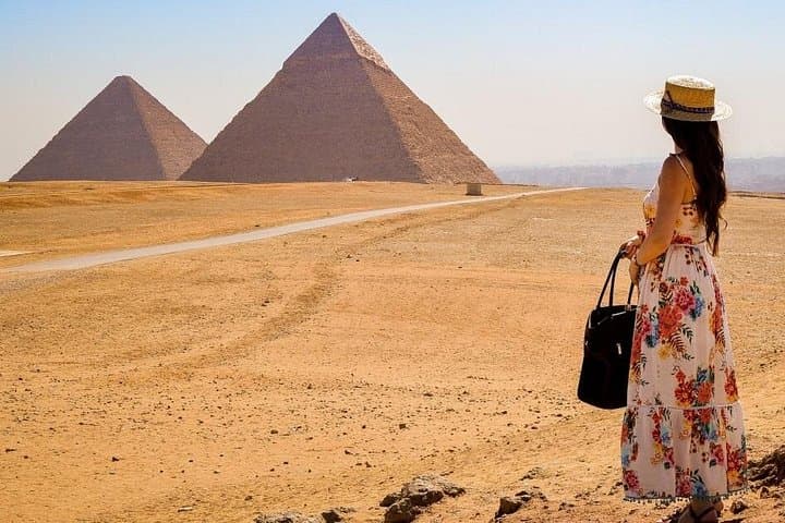 Day Trip from Hurghada to the Pyramids of Giza: Private Cairo by Car photo 1