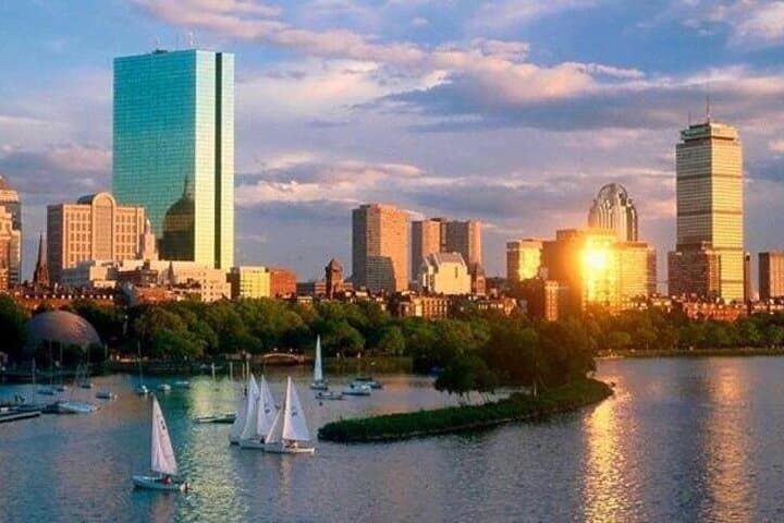 Day Trip from New York to Boston: Historic Sights, Harvard & Practical Tips