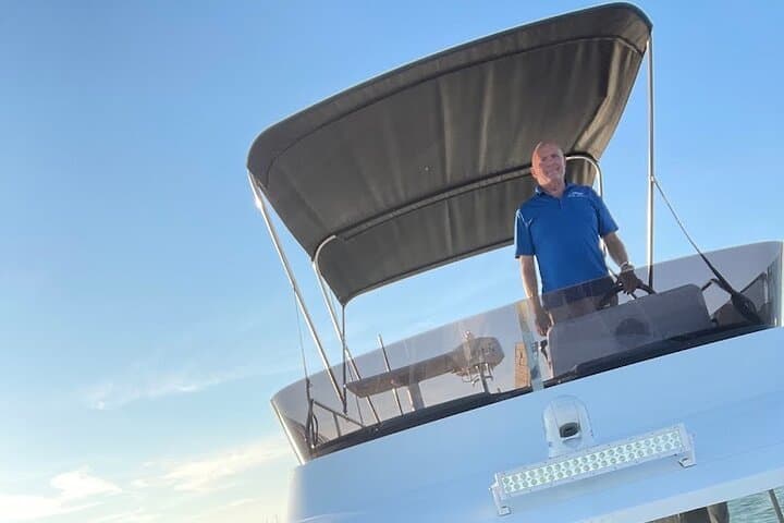 Maximo Park 3-Hour Boca Ciega Bay Charter — Lunch, Sandbars & Dolphins photo 3