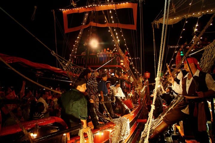 Cancun Pirate Dinner Show: Pirate Ship Dinner, Live Battle & Open Bar photo 3