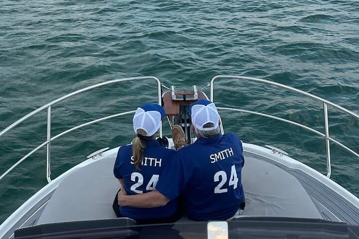 Maximo Park 3-Hour Boca Ciega Bay Charter — Lunch, Sandbars & Dolphins photo 2