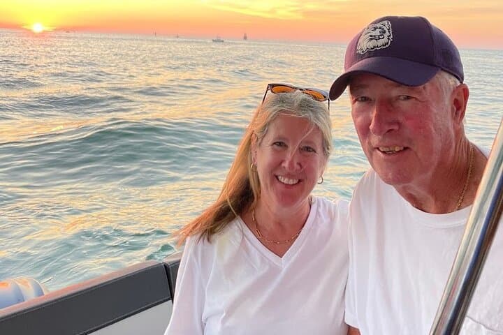 Maximo Park 3-Hour Boca Ciega Bay Charter — Lunch, Sandbars & Dolphins photo 5