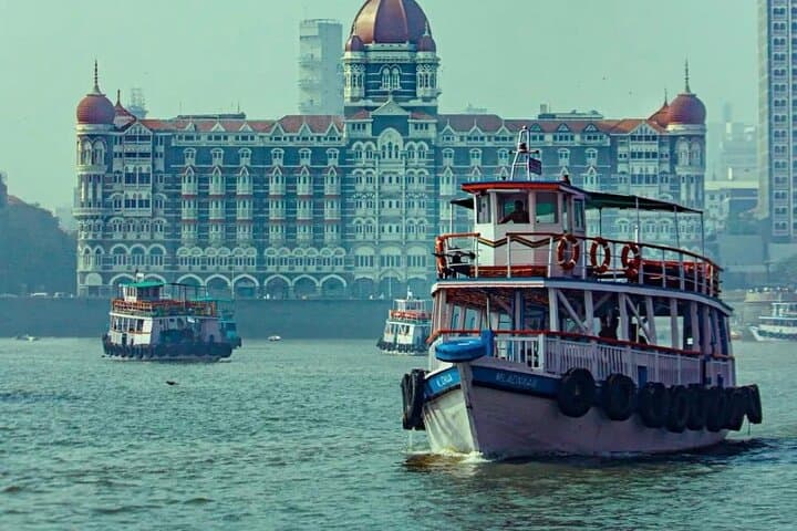 Explore Mumbai's Vibrant Tapestry on a Private City Tour photo 6