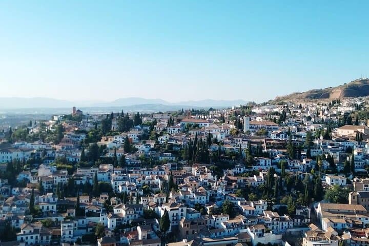 Albaicín and Sacromonte Walking Tour: Sunset Views, Carmen Houses and Flamenco Roots photo 4