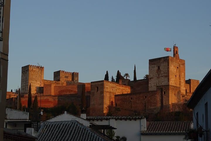 Albaicín and Sacromonte Walking Tour: Sunset Views, Carmen Houses and Flamenco Roots photo 5