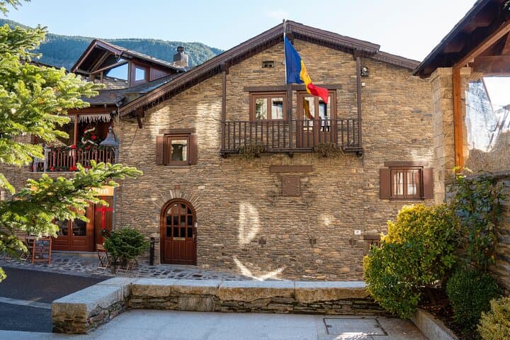 Private Andorra la Vella Walking Tour with Transfer — Guided City & Mountain Sights photo 2